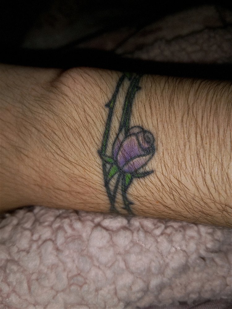 I love the rose this is mine