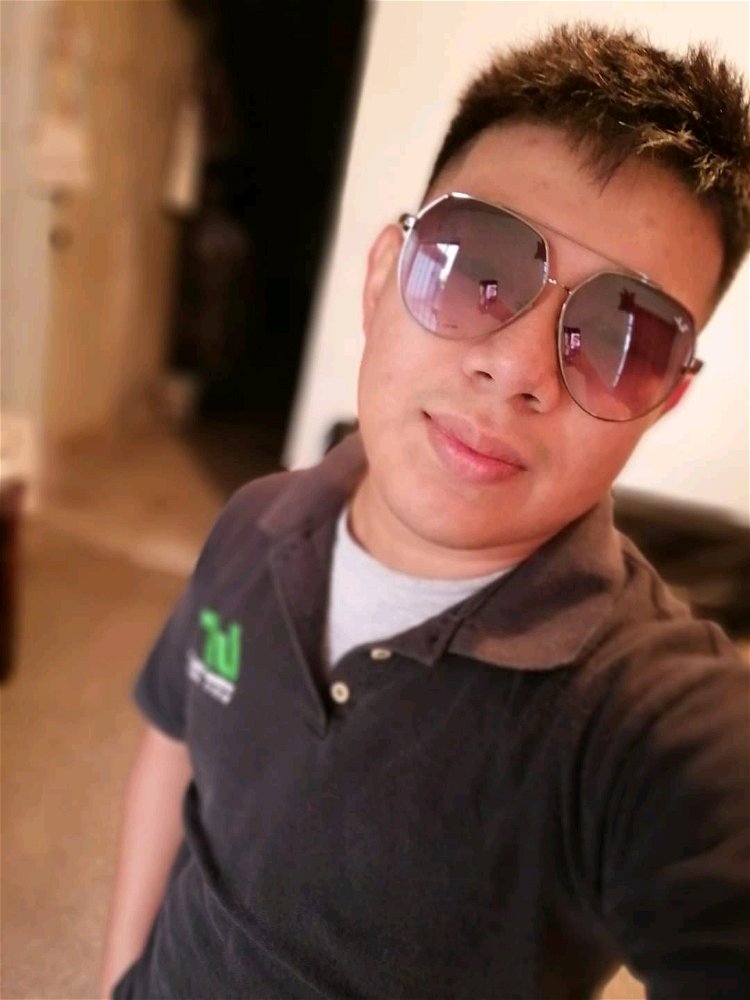 Hola
