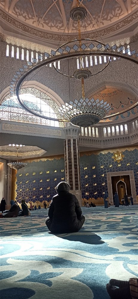 Самая большая мечеть в центральной Азии