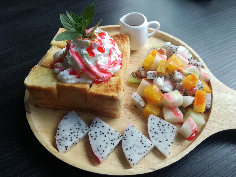 Fruit Toast 🍎🍊🍞
