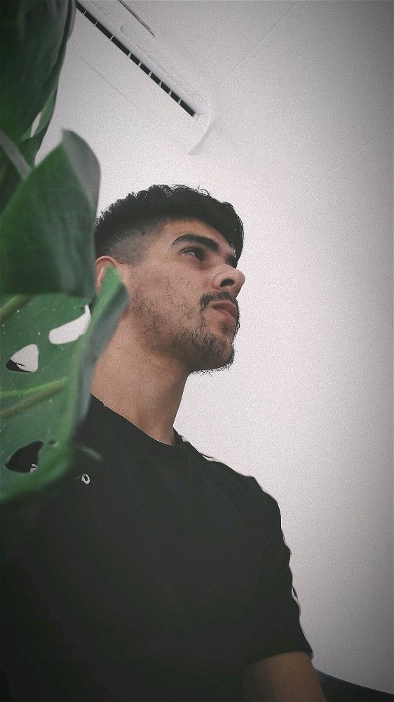 alguien con quien hablar ? (joaolukas27)