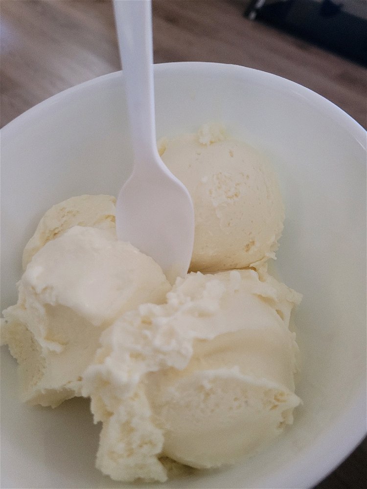 That right there.......is that cake batter icecream 🥹