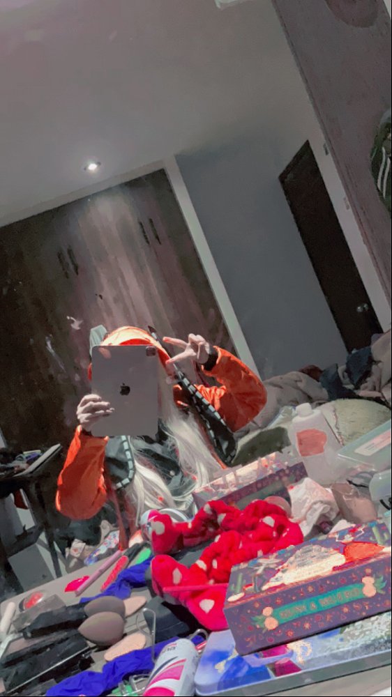 estuve muy inactivaaaa perdon por no contestarle a nadie