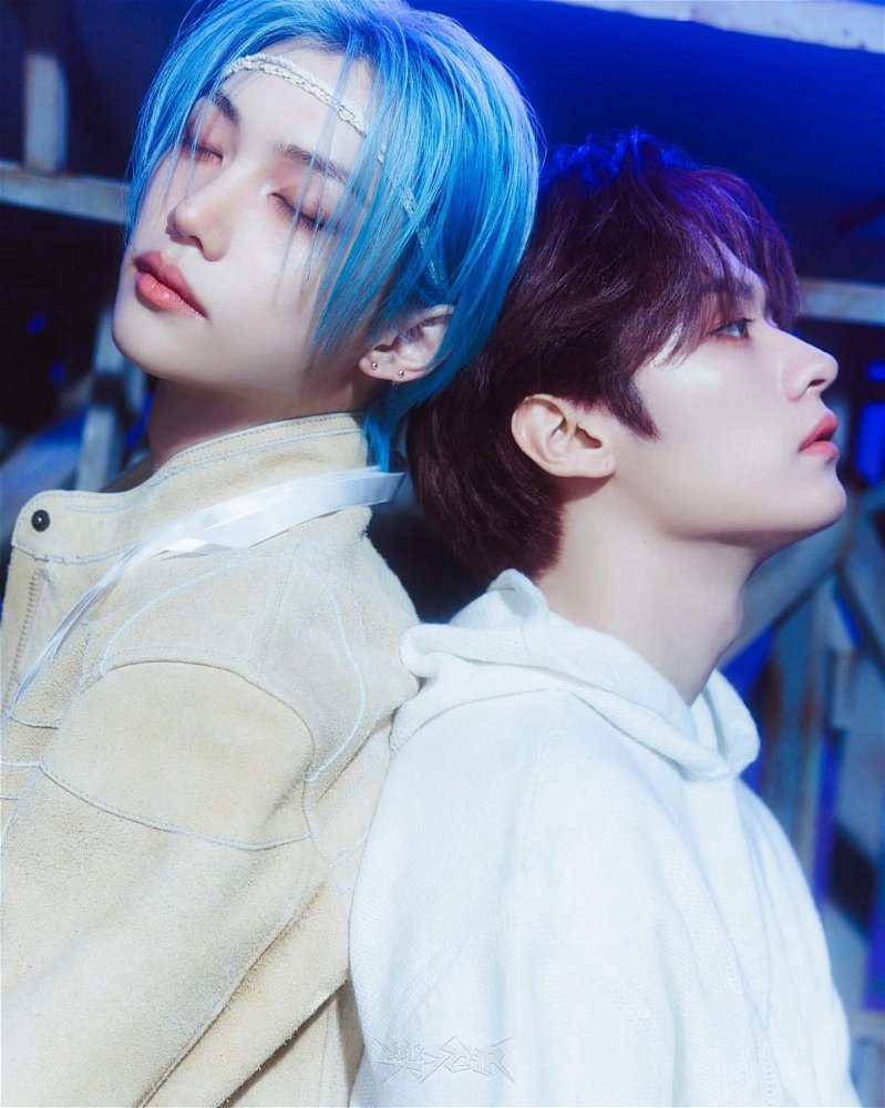 FELIX AND LEE KNAUR
