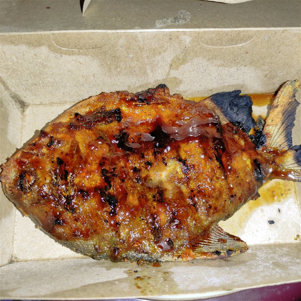 ikan bawal bakar 👍🏻👍🏻