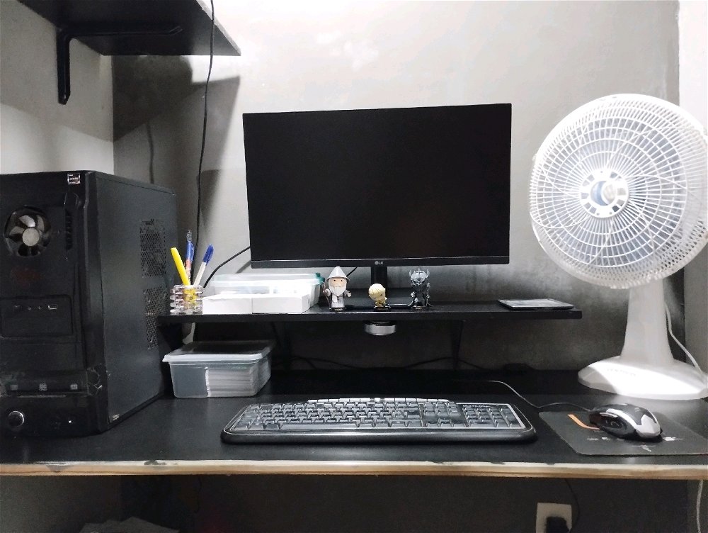 Mesa arrumada é outra coisa .