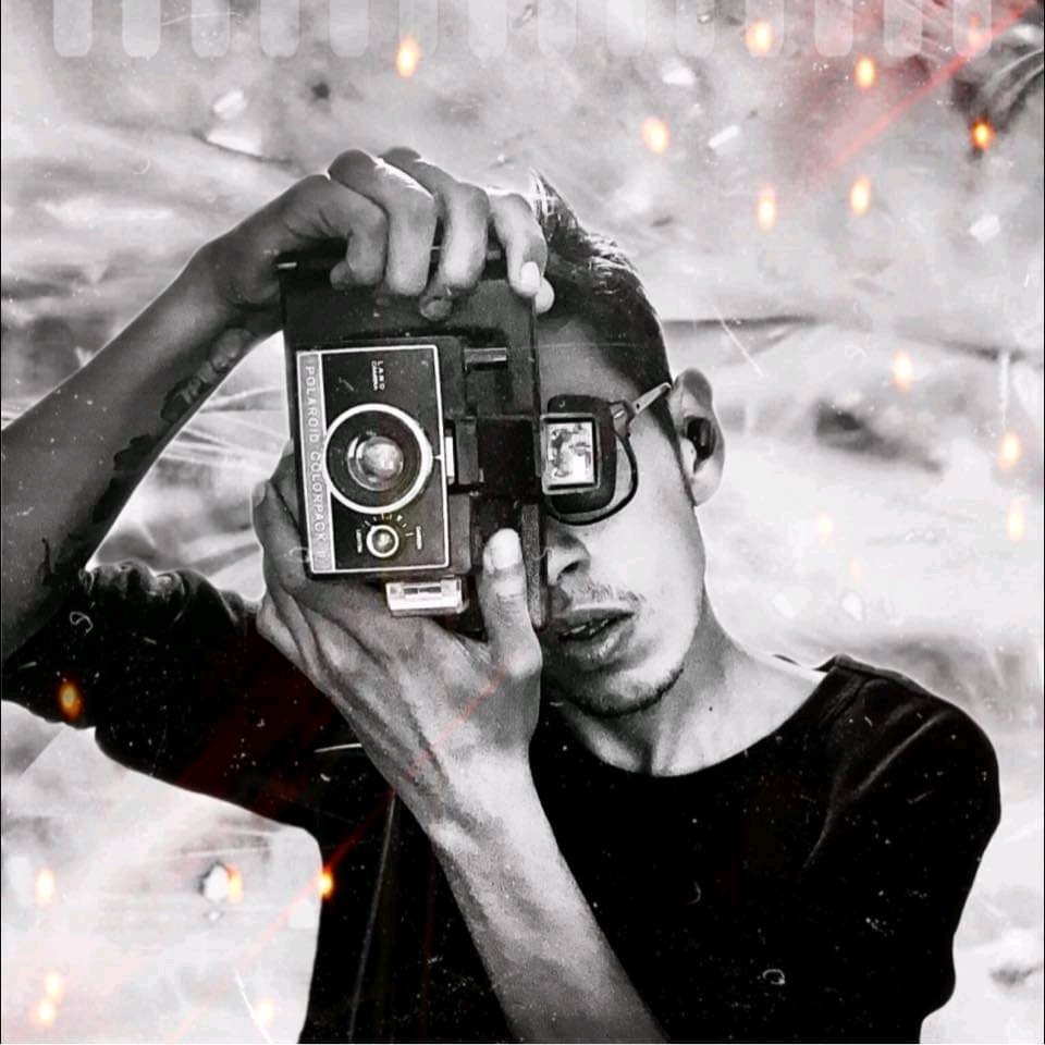 Yo tu fotógrafo y tu mi modelo. Te parece?