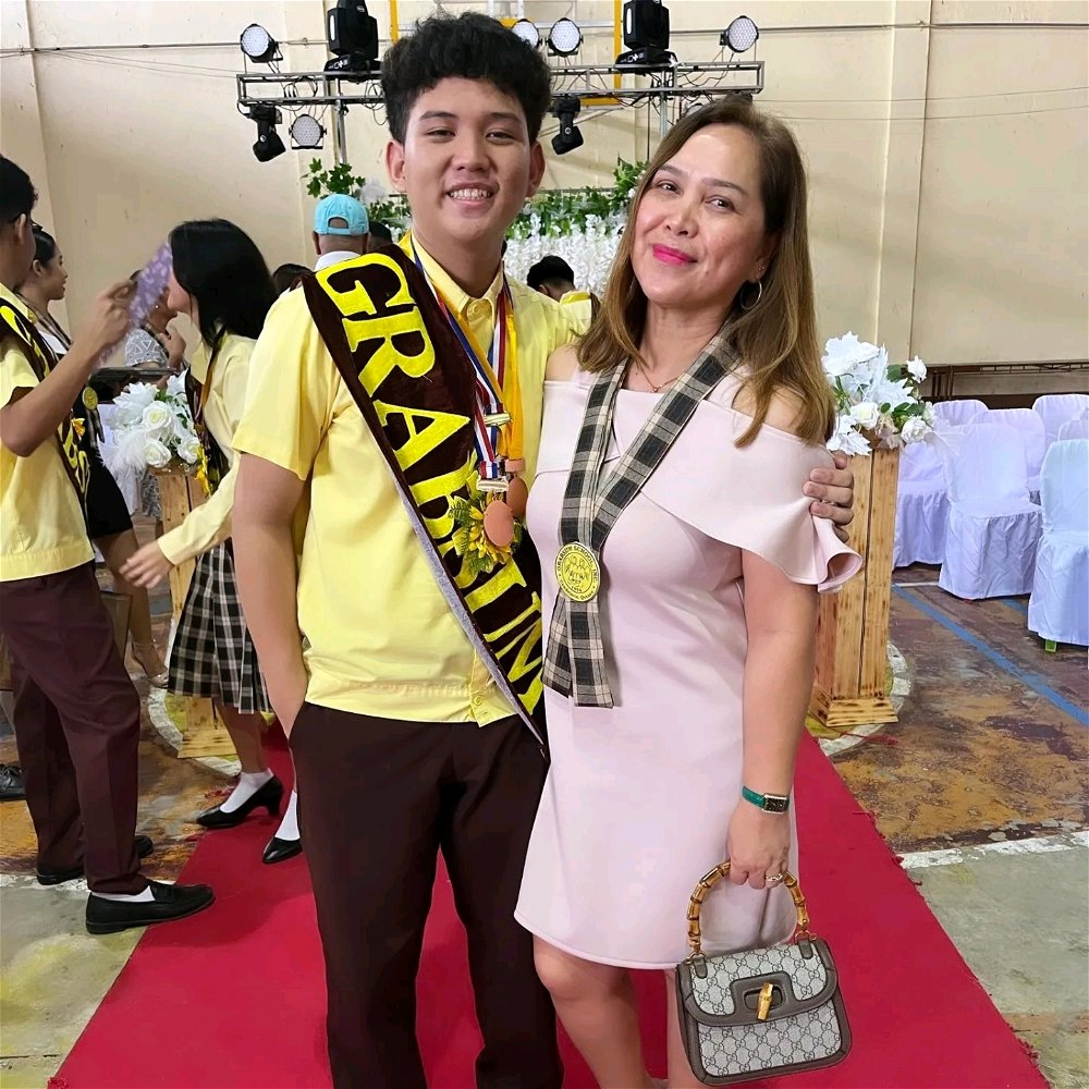 Proud of you My bebe 😍
#juniorhigh #grade10