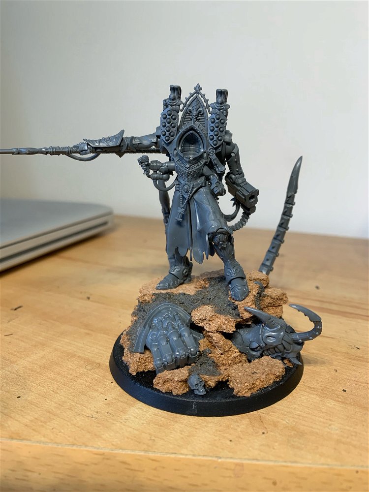 Started my sisters army recently, starting off with Vahl and no I didn’t start because the codex was announced 😂😂😂