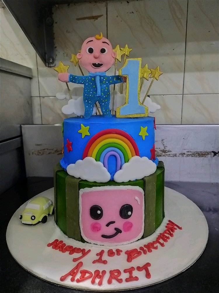 I need a lot of patients to make this kind of cake 🍰