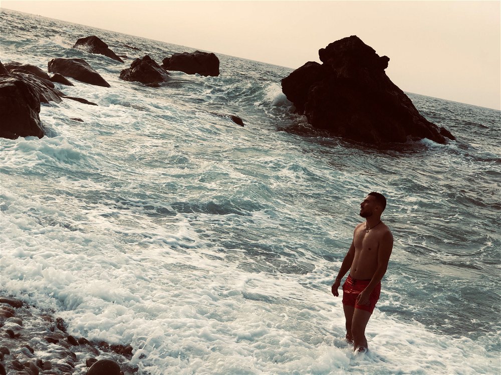 🌊