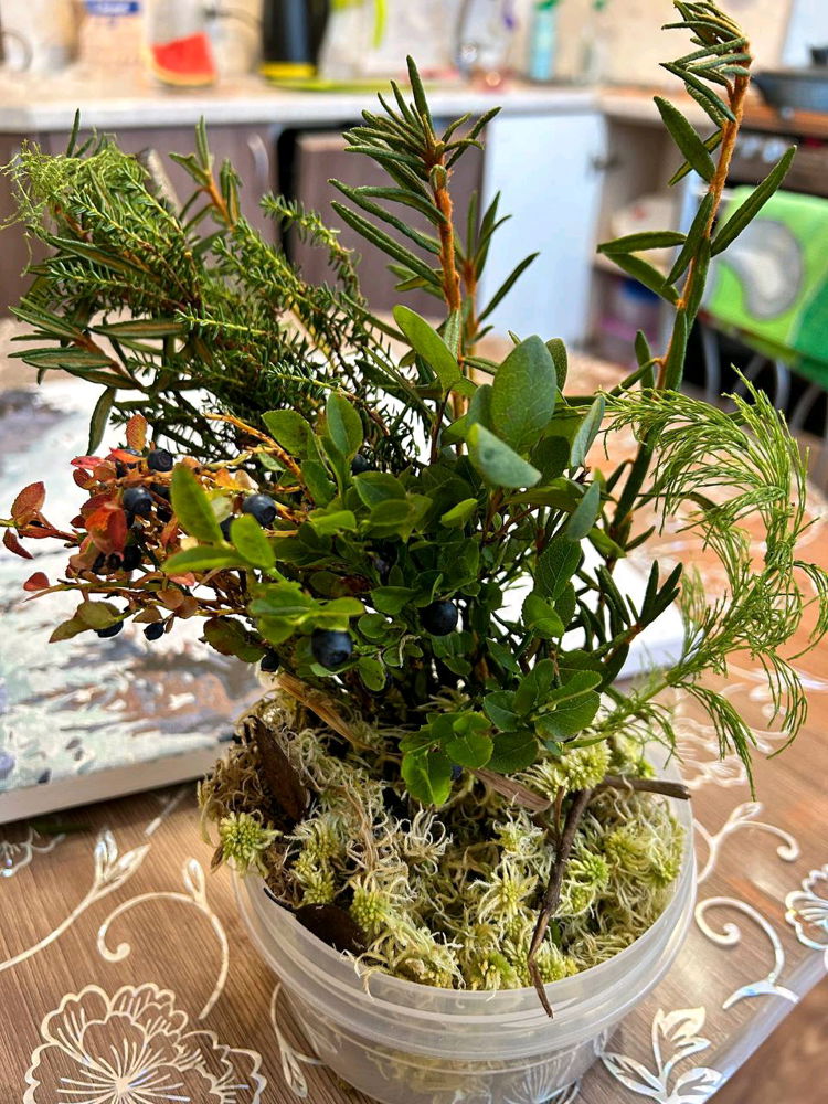 Вот такую экибану сегодня собрала😊
