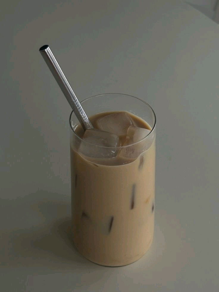 My true love 
Iced coffee😋❤