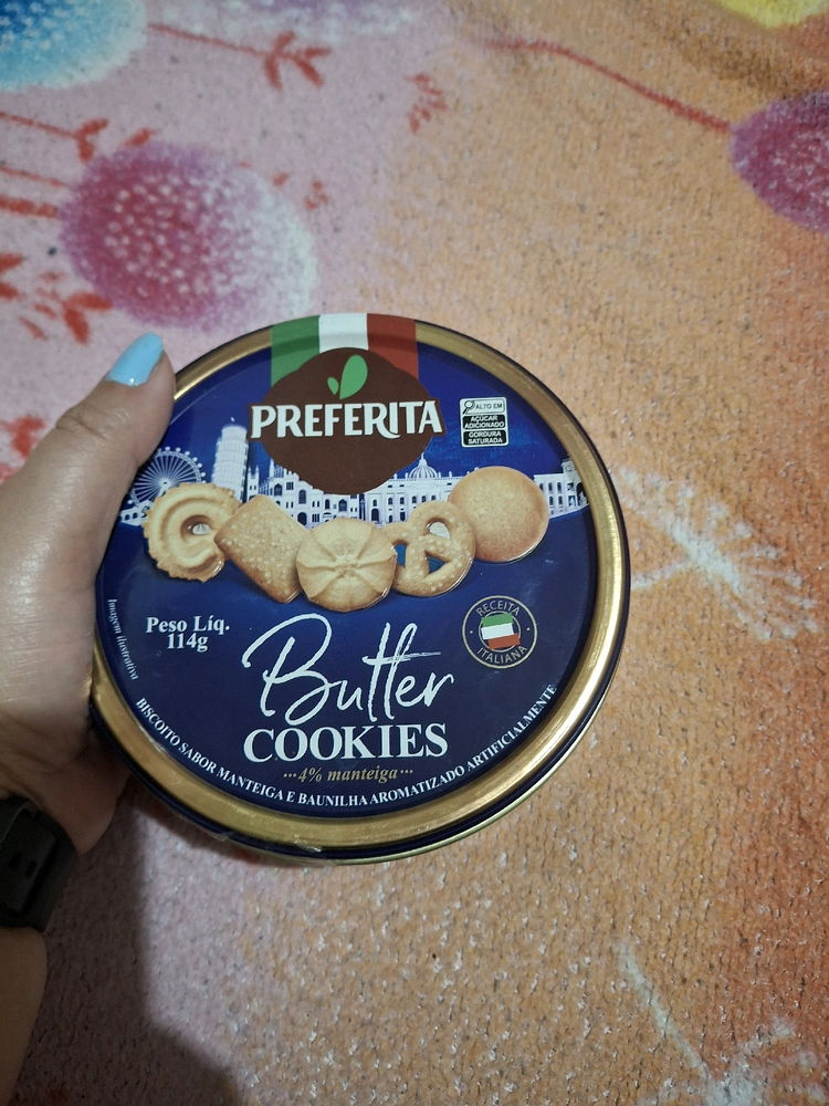 Quem mais ama esse tipo de biscoito?
Amo comê-lo com Nutella, doce de leite   e vcs?