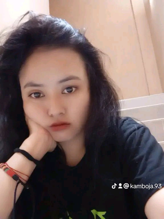 Adakah pria yang royal tanpa harus mengenal lama??