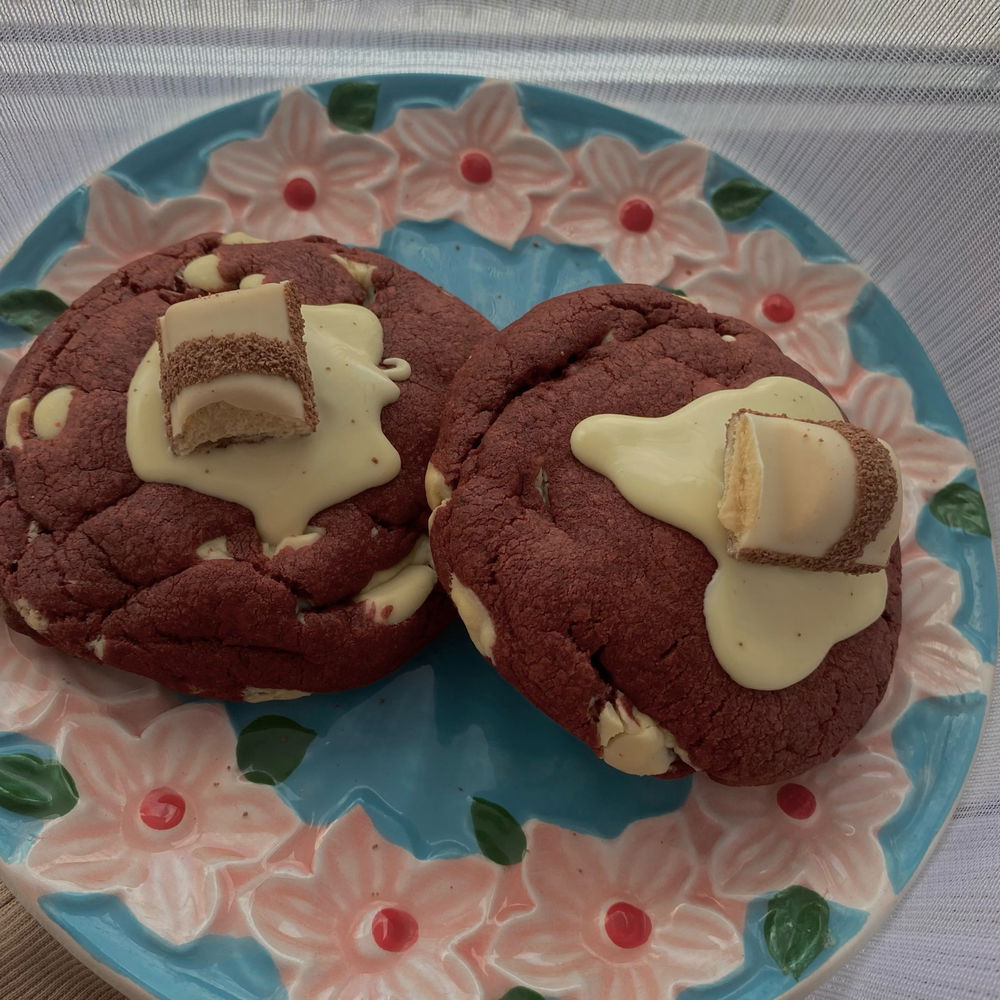 Co dzisiaj u was na stół? U mnie wpadło sporo zamówień na ciastka red velvet więc skorzystałam i sama zjadłam :)