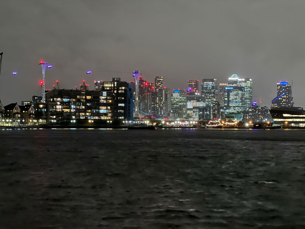 Thursday 5th, the rain is gushing, the wind is breezing…so I went to Silvertown to unwind