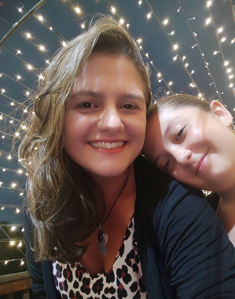 Por ai, com a pequena 🥰