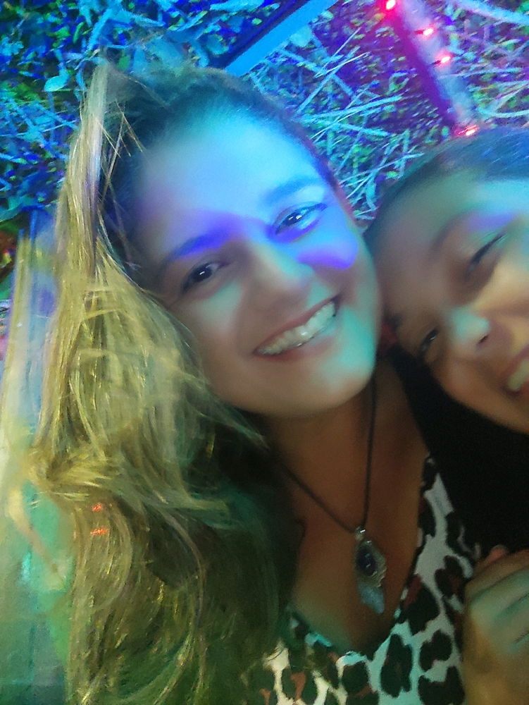 Por ai, com a pequena 🥰