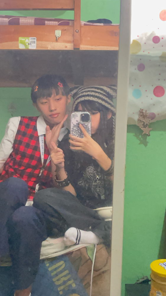 opposite aesthetic besties