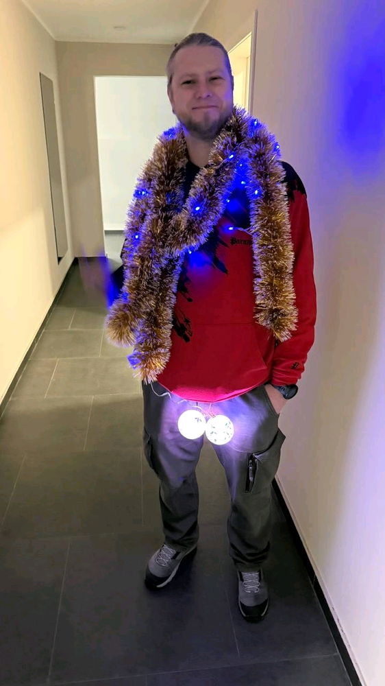 jingle balls, сучки!