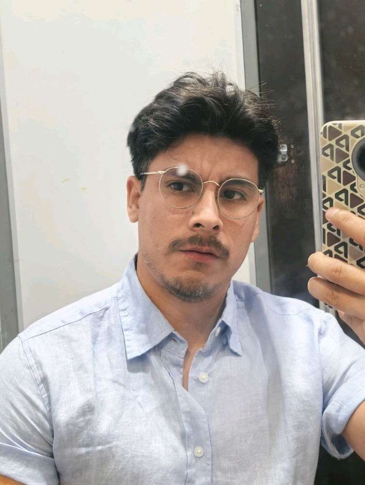 Serio por fuera y también por dentro jajaja