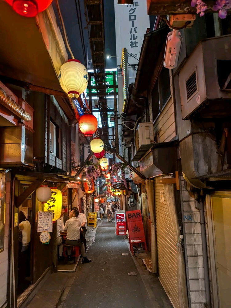 Fernweh 😌 wer war auch schon in Omoide Yokocho?