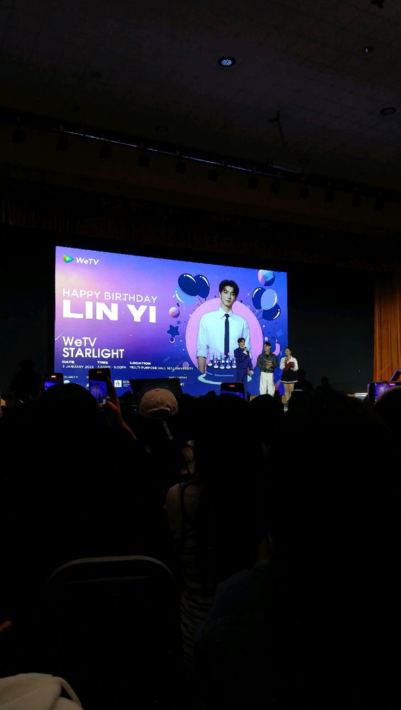 Lin Yi's Birthday!