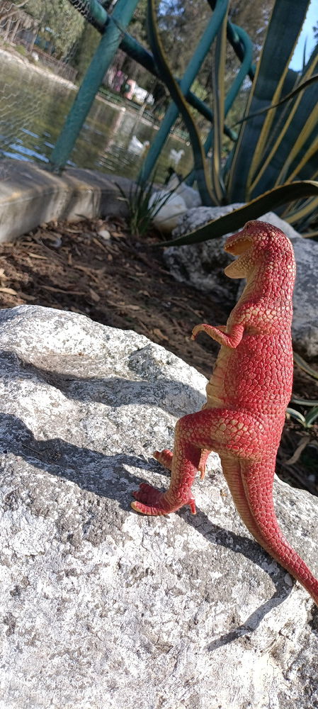 T. Rex de cazeria
