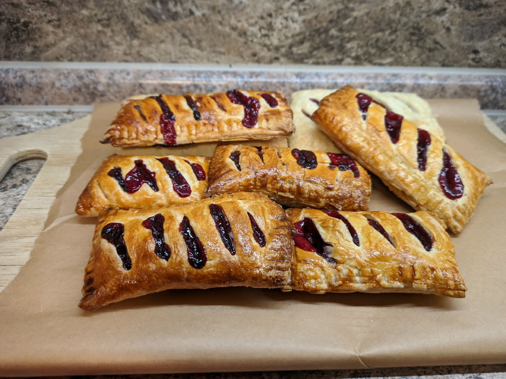 Слойки с вишней 🍒