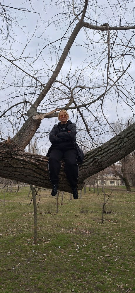 Всім привіт.готуюсь гніздуватись🤣🤣🤣 бо весна,перше березня