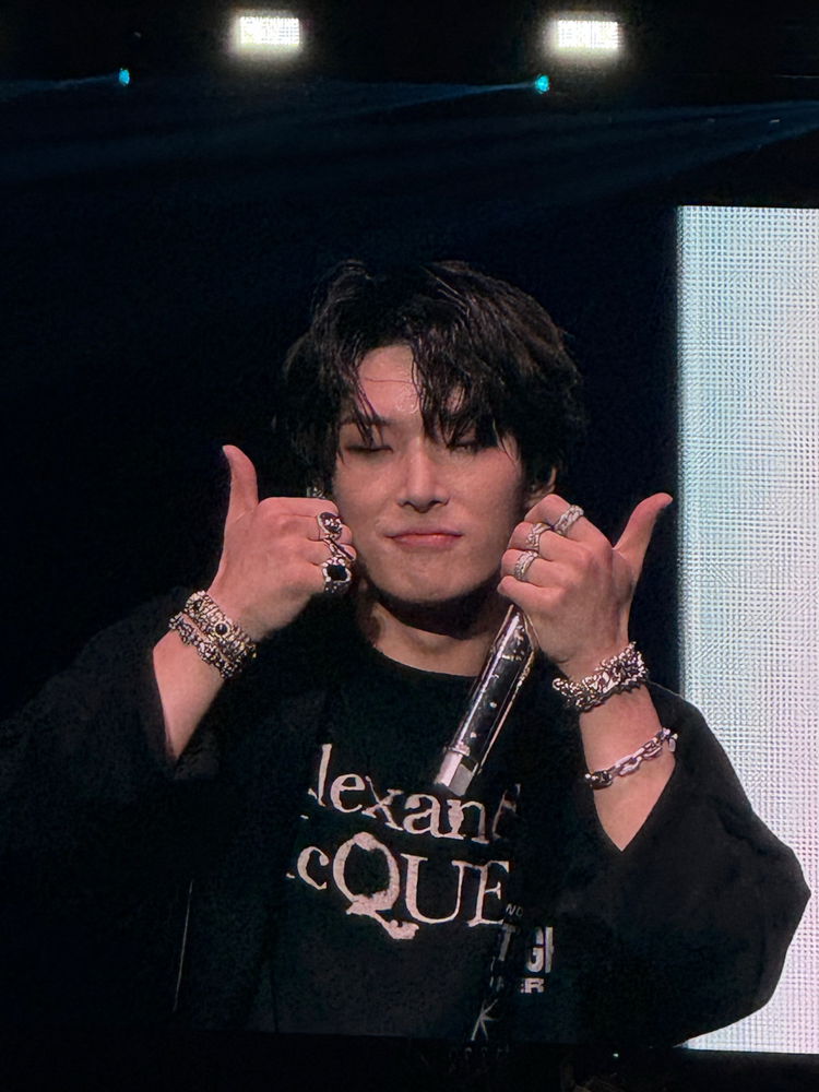 someone fan of ateez? (Atiny)