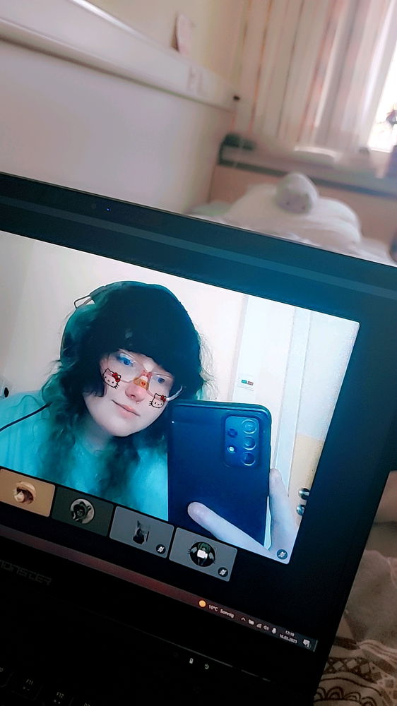Selfie of the daaaay :3