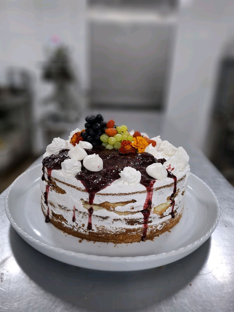 Pedido vapt-vupt!
Uma torta de aniversário em menos de 1 hora.