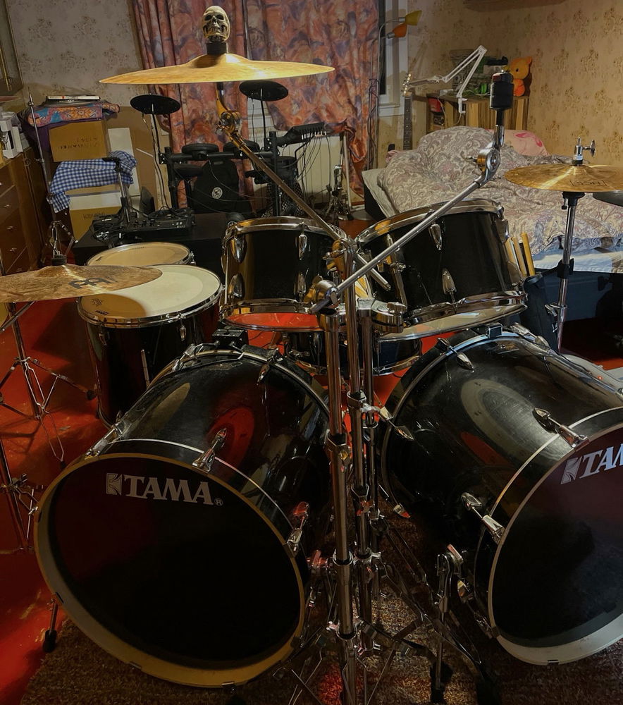 I love being drummer and always learning new skills, also if you’re interested to talk and our interests match-s send feel free to send me a message!