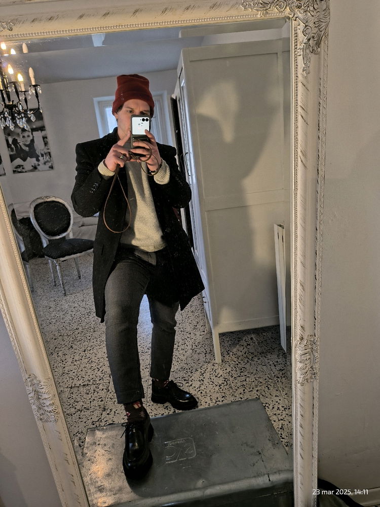 sedia>outfit