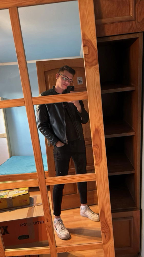 Valakinek van kedved találkozni ? 🫣