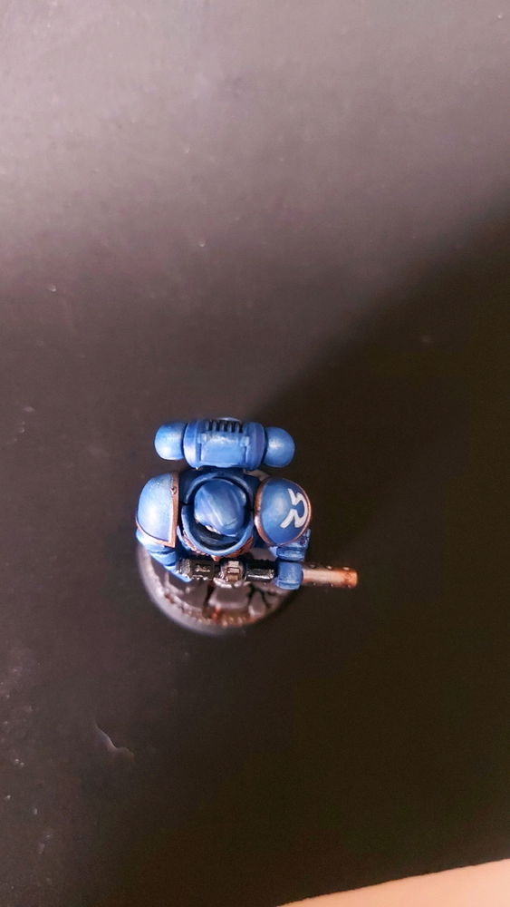 Mi primera mini de Warhammer, la prinera de muchas🤘🏻