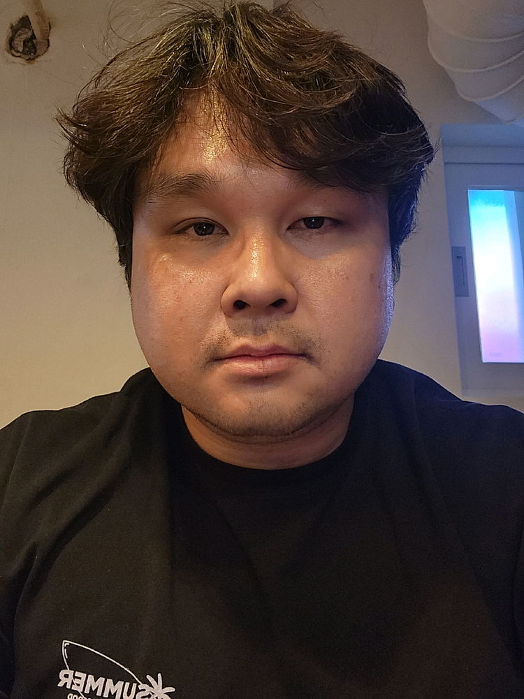 스캠계정의 사랑을 받는 나