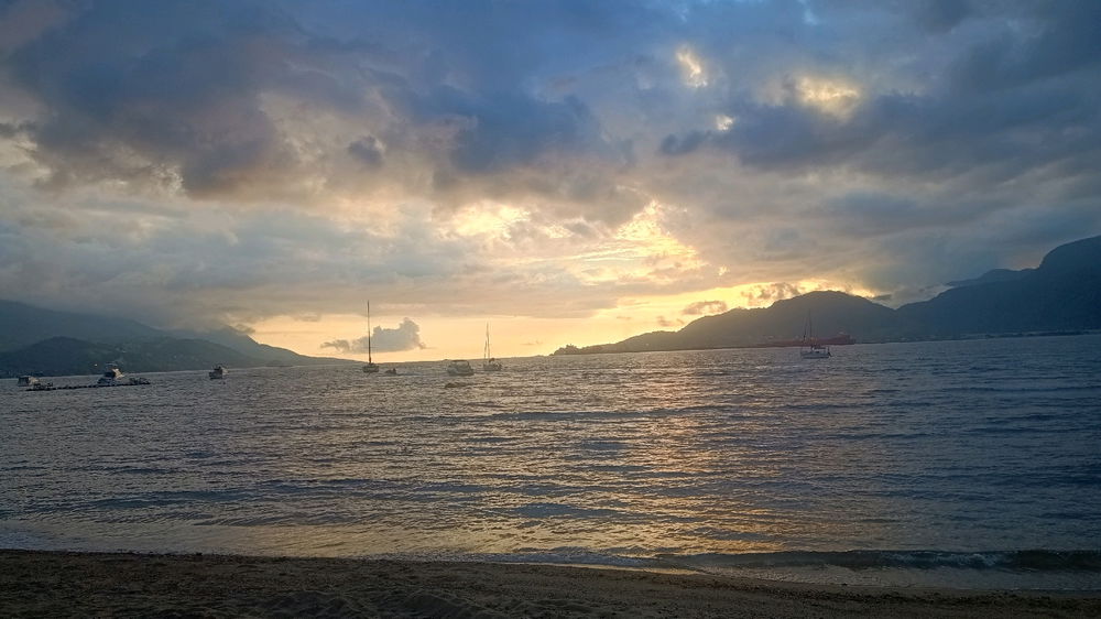 Pedal em ilha bela