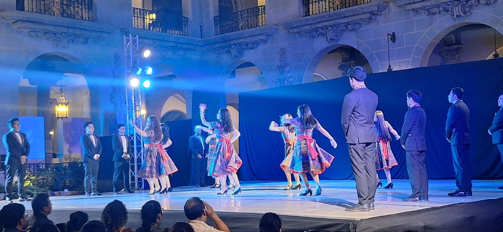 Caribbean and Latin American tango fusion live from national palace