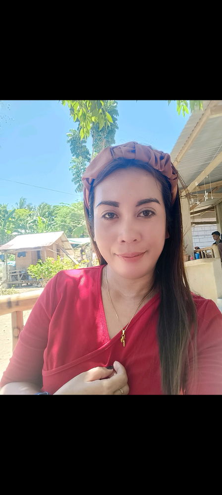 Everything is better when you decide you don't care! 🤟