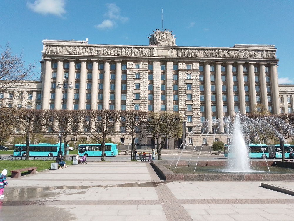 Выглянуло солнце, и мир преобразился!