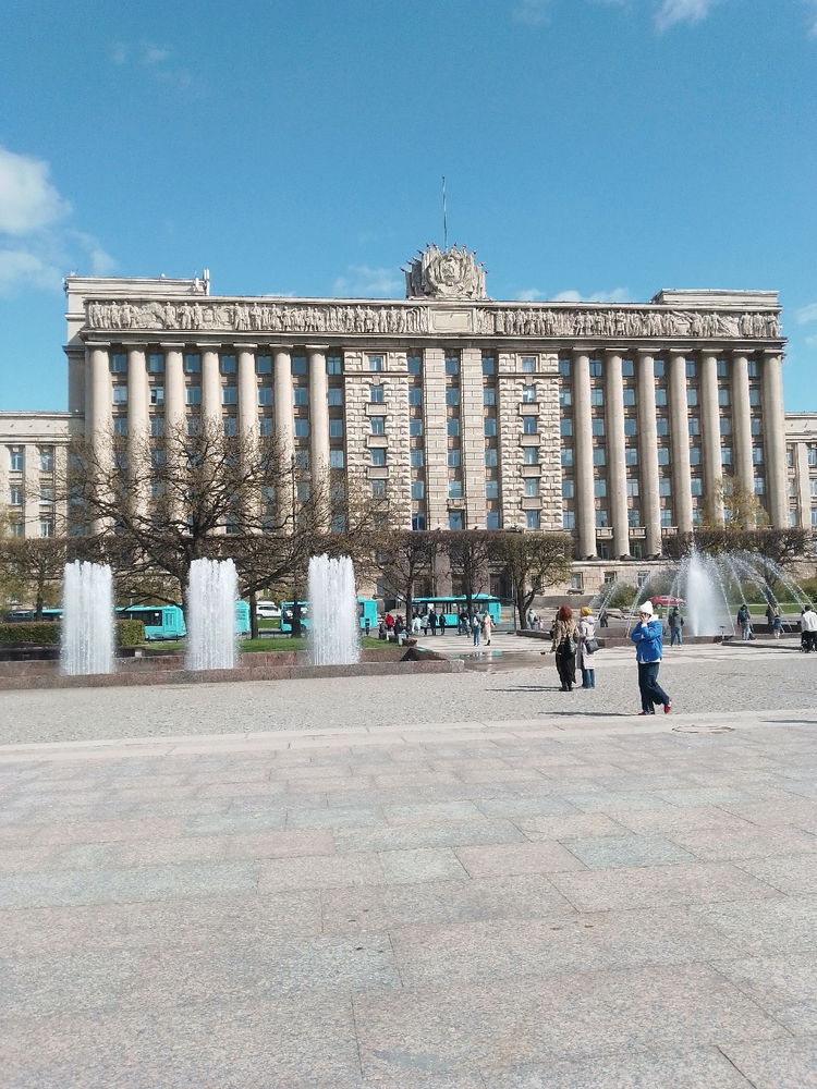 Выглянуло солнце, и мир преобразился!