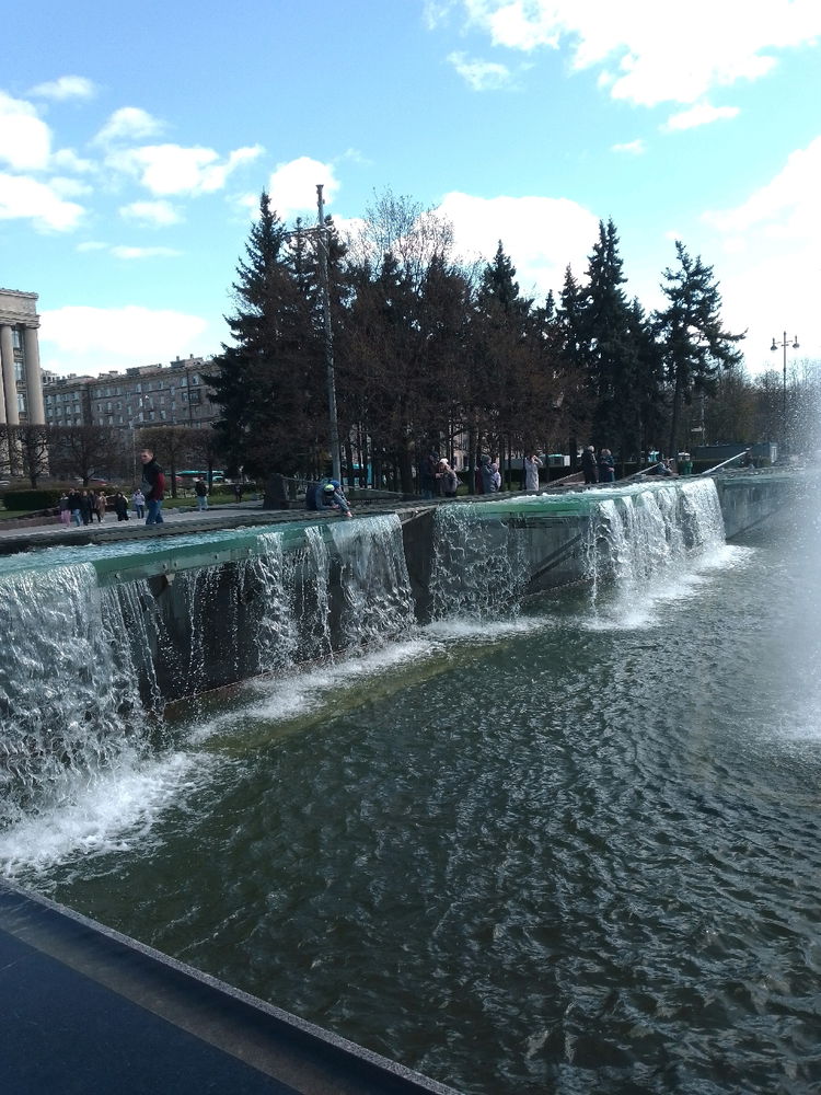 Выглянуло солнце, и мир преобразился!