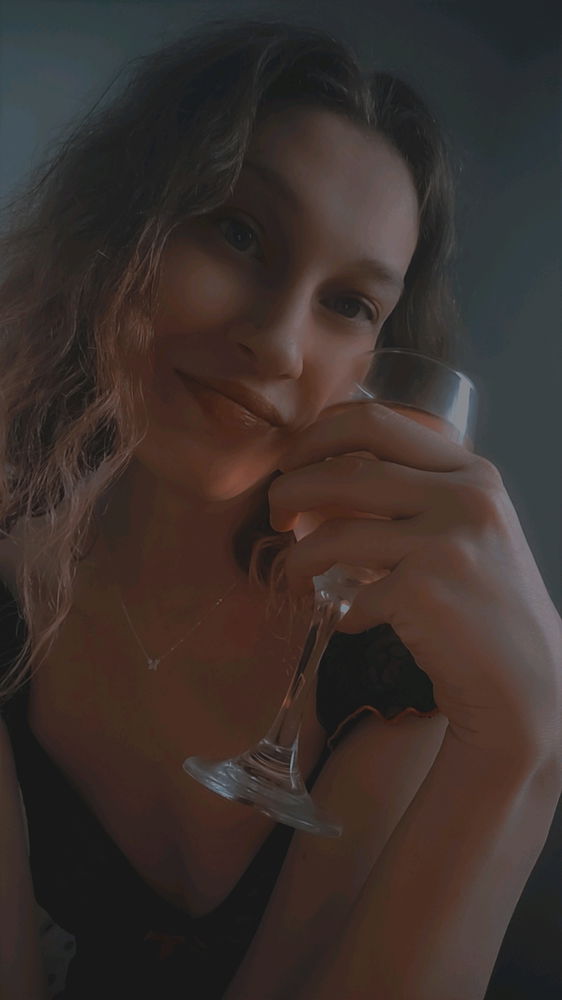 Heyyy everybody 🥂