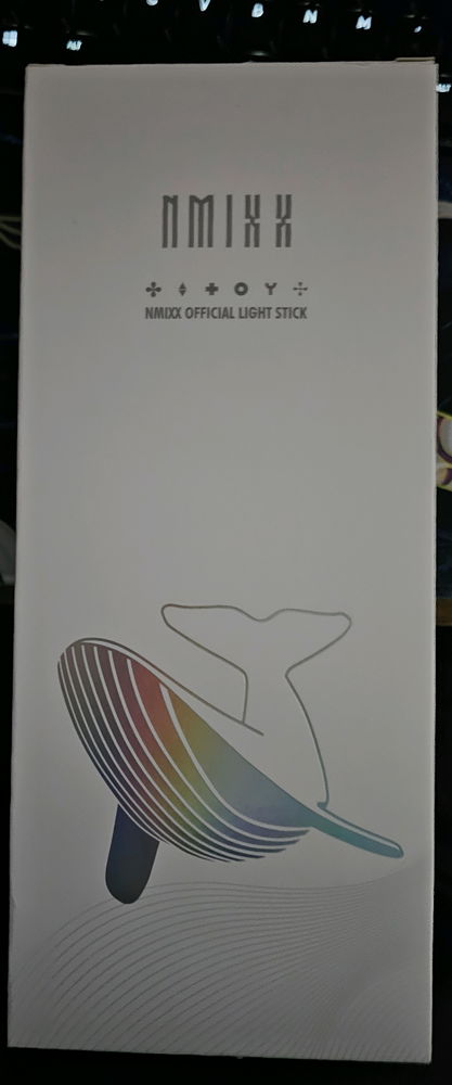 Just got my Nmixx lightstick! || Nmixxのライトスティックを手に入れました！