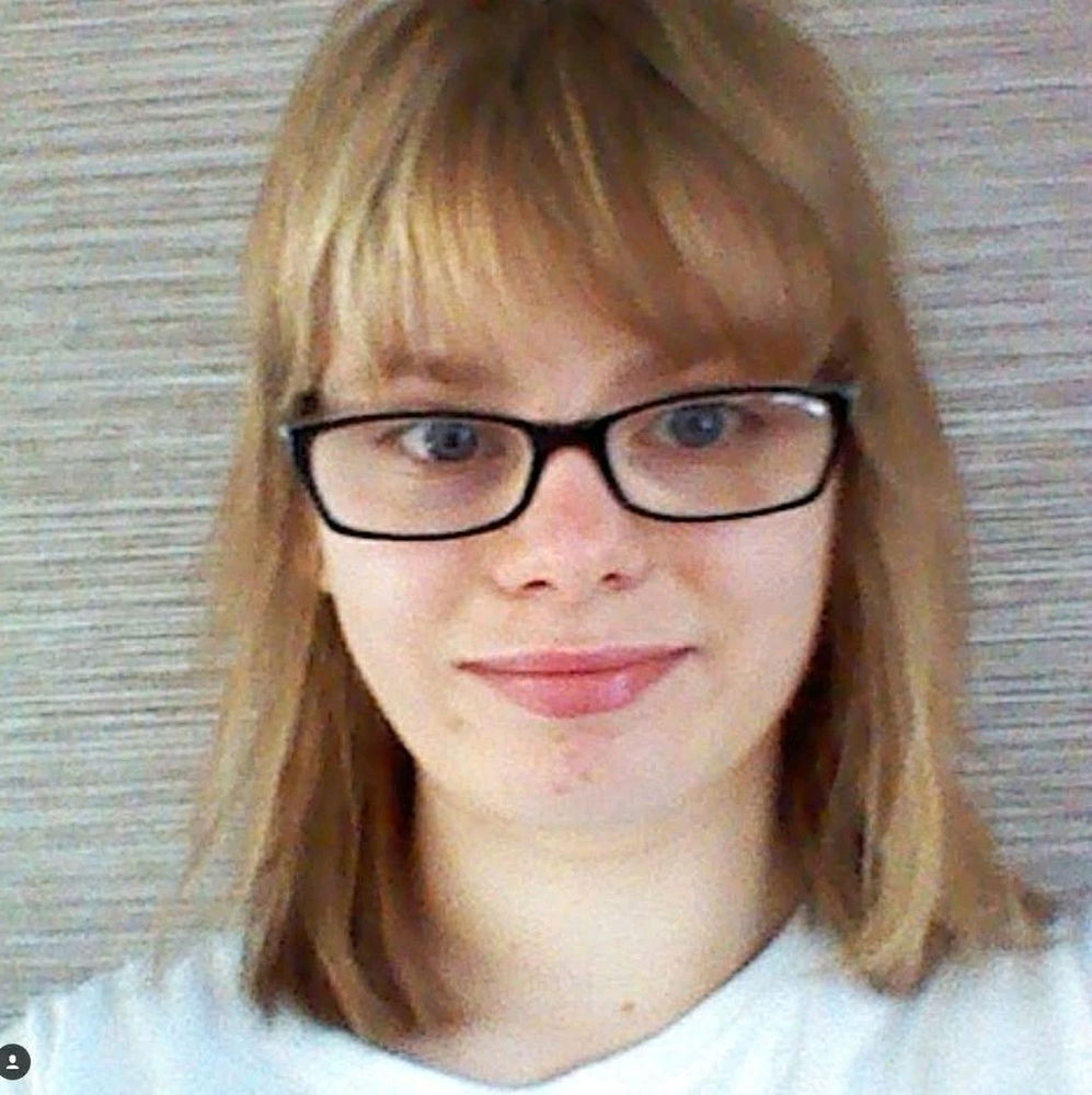Just meee - I used to have long hair  <3