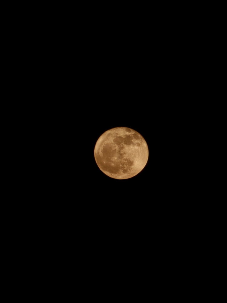 Luna Fresa de Junio