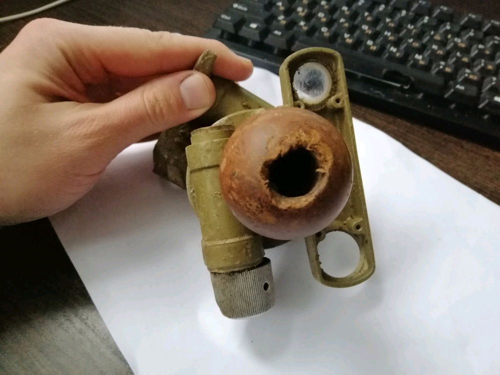 А взагалі я мрію про бусоль